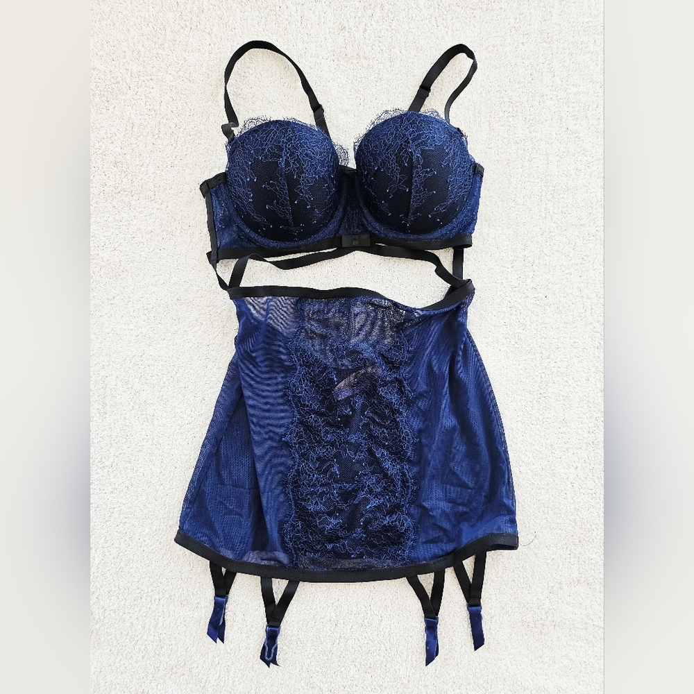 Victorias Secret Navy Blue Chantilly Lace And Mesh Lingerie